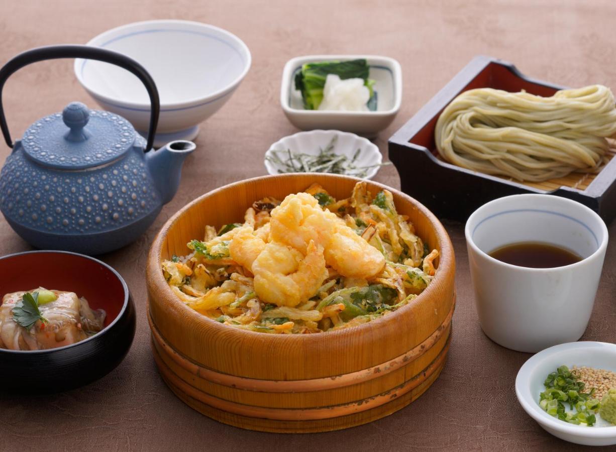Отель Sotetsu Grand Fresa Saigon 相鉄グランドフレッサ サイゴン Хошимин Экстерьер фото