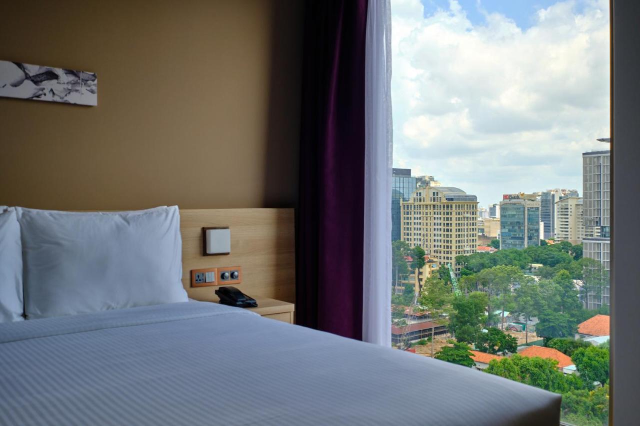 Отель Sotetsu Grand Fresa Saigon 相鉄グランドフレッサ サイゴン Хошимин Экстерьер фото
